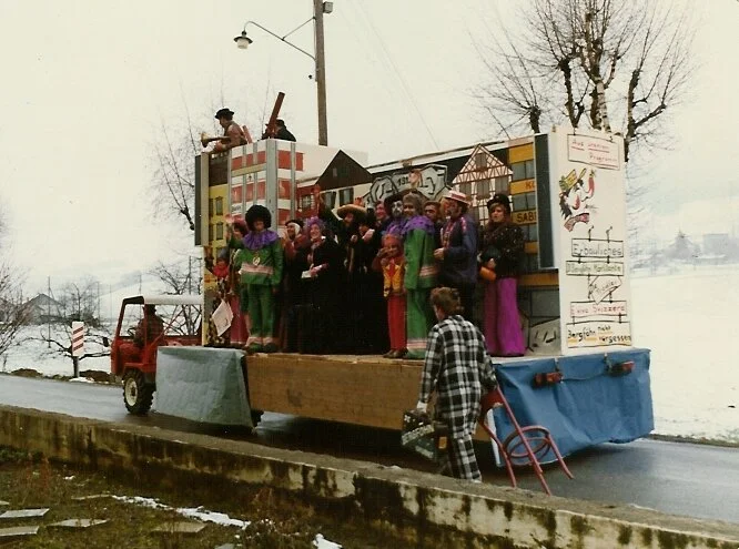 1975-4.jpg
