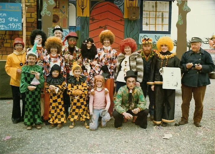 1976-1.jpg