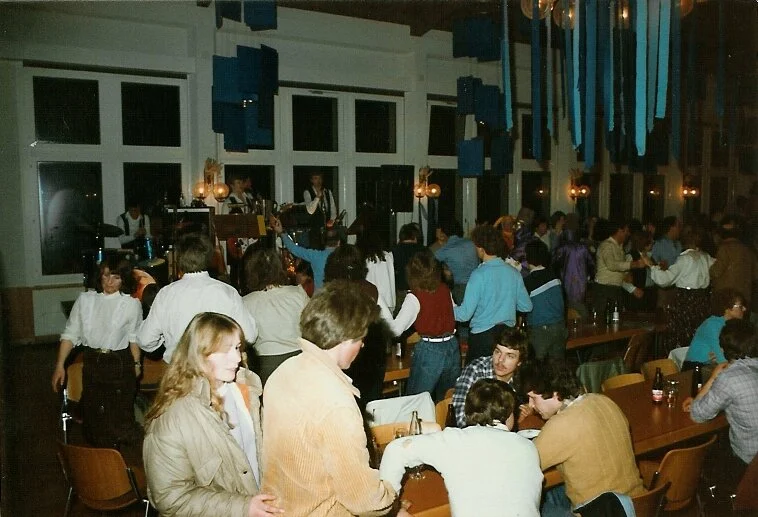 1983-6.jpg