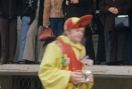 1975_001.jpg