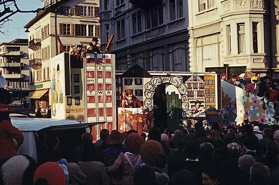 1976_002.jpg