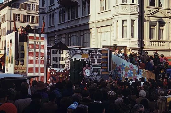 1976_004.jpg