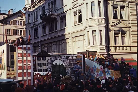 1976_010.jpg