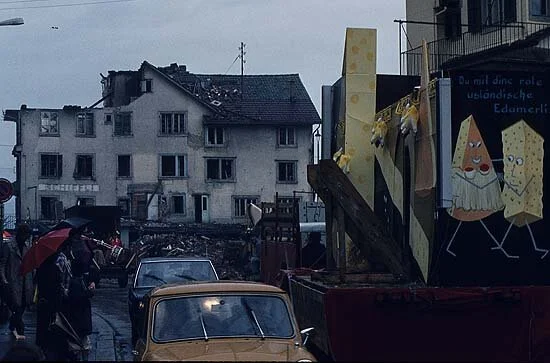 1981_005.jpg