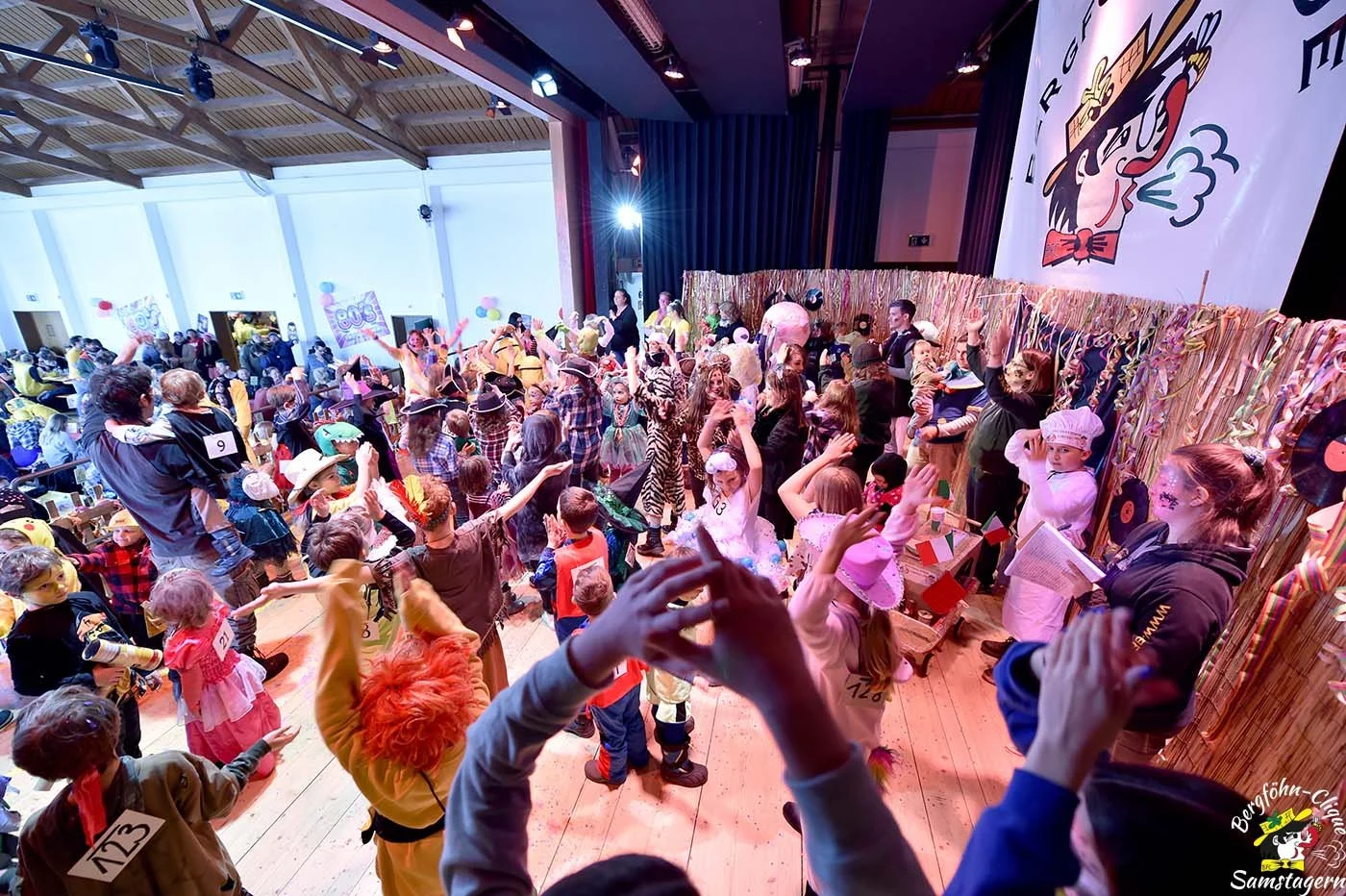 Kinderfasnacht_Samstagern_2022_141.jpg