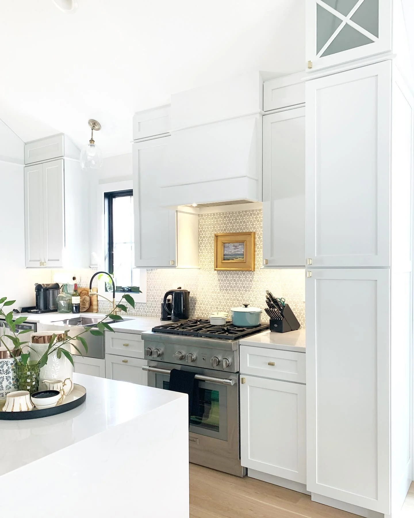 ⭐️ ᴡᴇʟᴄᴏᴍᴇ ᴛᴏ ᴛʜᴇ ᴀᴛ ʜᴏᴍᴇ ᴄᴏʟʟᴇᴄᴛɪᴠᴇ! ⭐️
Join us weekly for endless home decor inspiration & meet new friends!
Here’s How To Join!
✨1. Follow All Main Hosts:
@themodernclassichome
@j.m.g.designs
@ladycambria
@ourlakeviewhaven
✨ Follow