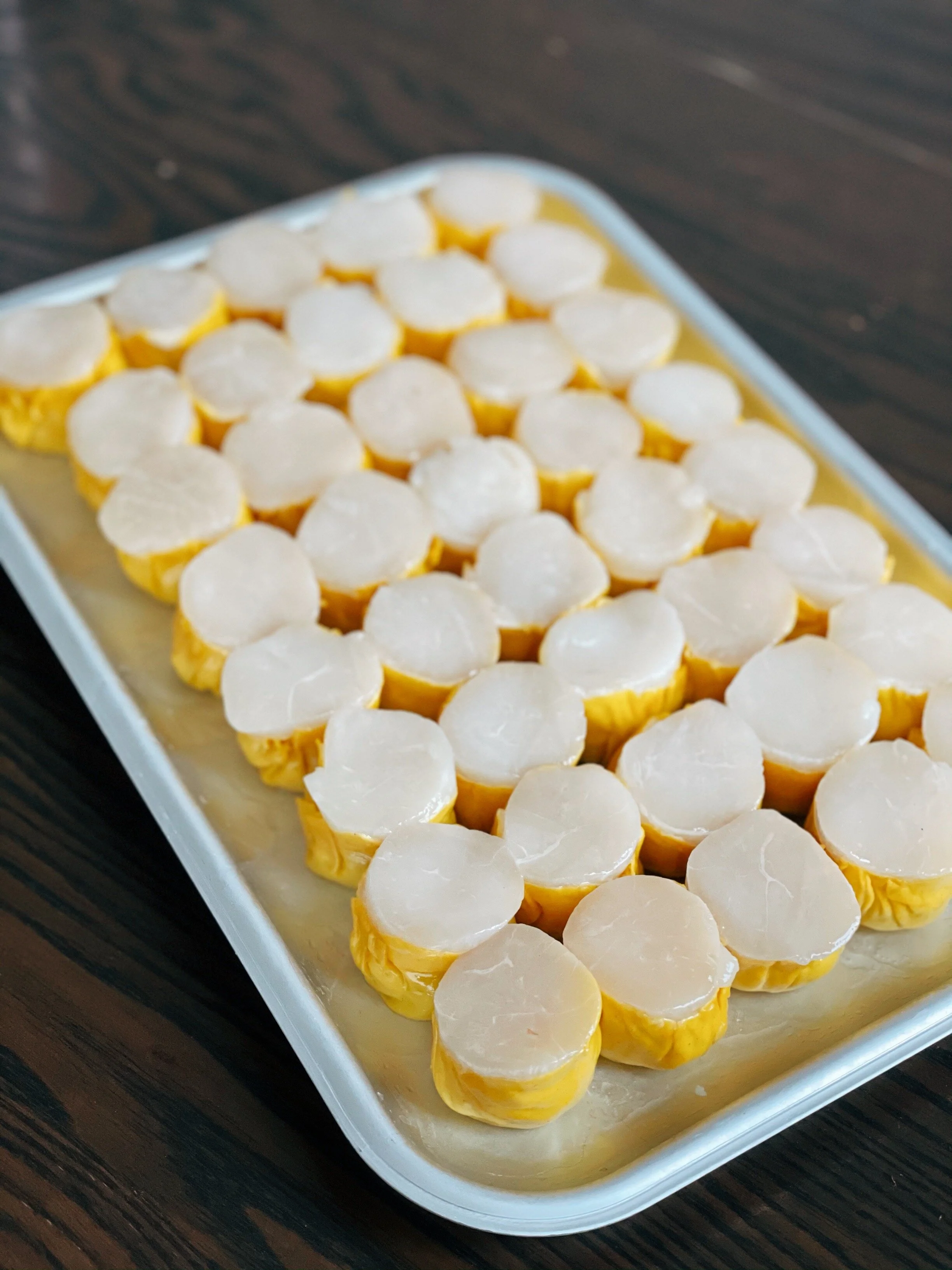 Scallops and Prawn Shiumai&nbsp;&nbsp;带子鲜虾烧麦£25 for 10 pieces