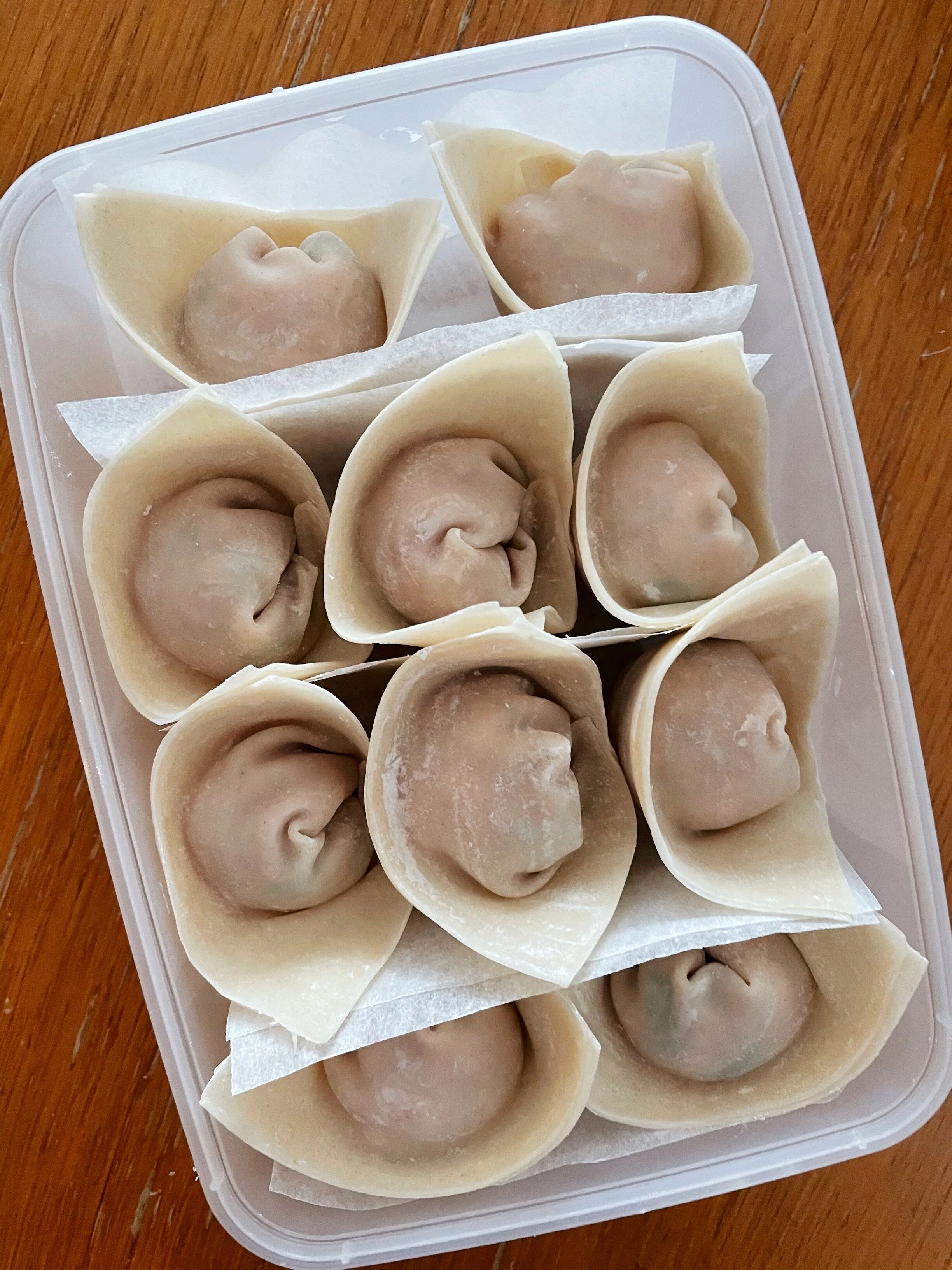 Wonton with Sichuan Chilli Oil&nbsp;&nbsp;红油黑猪鲜虾京葱云吞£20 for 10 pieces