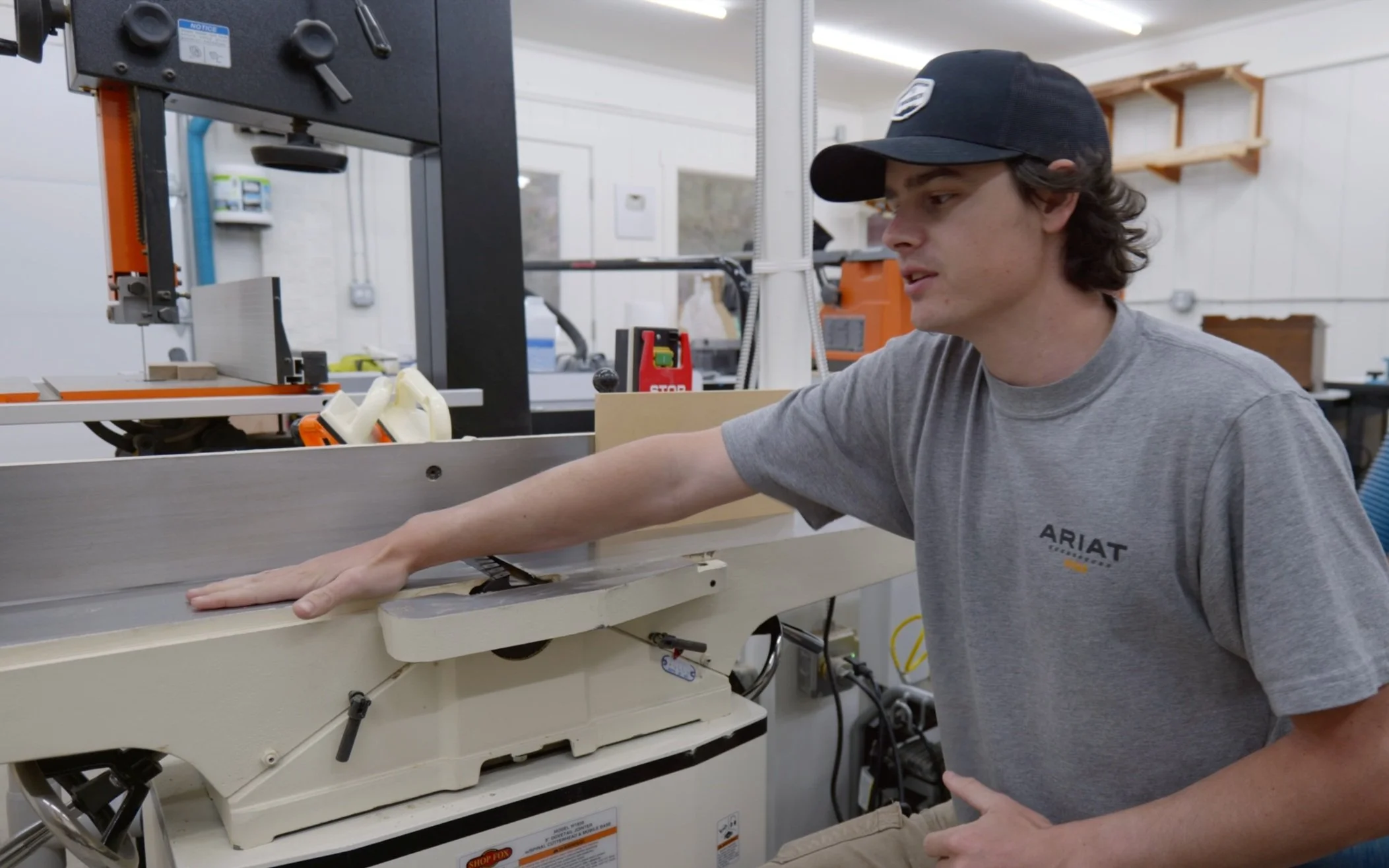 How To Use a Jointer — WOODBREW