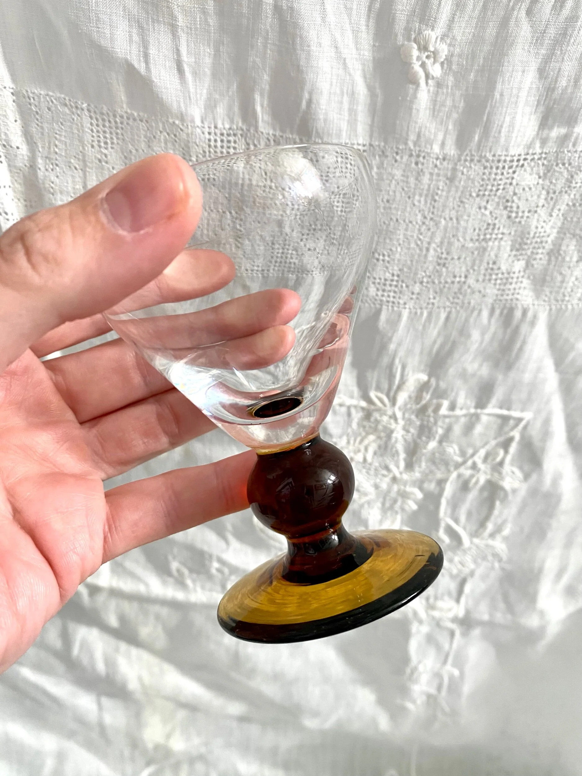 8B88B405-993F-43E0-B2DD-7922A253619A