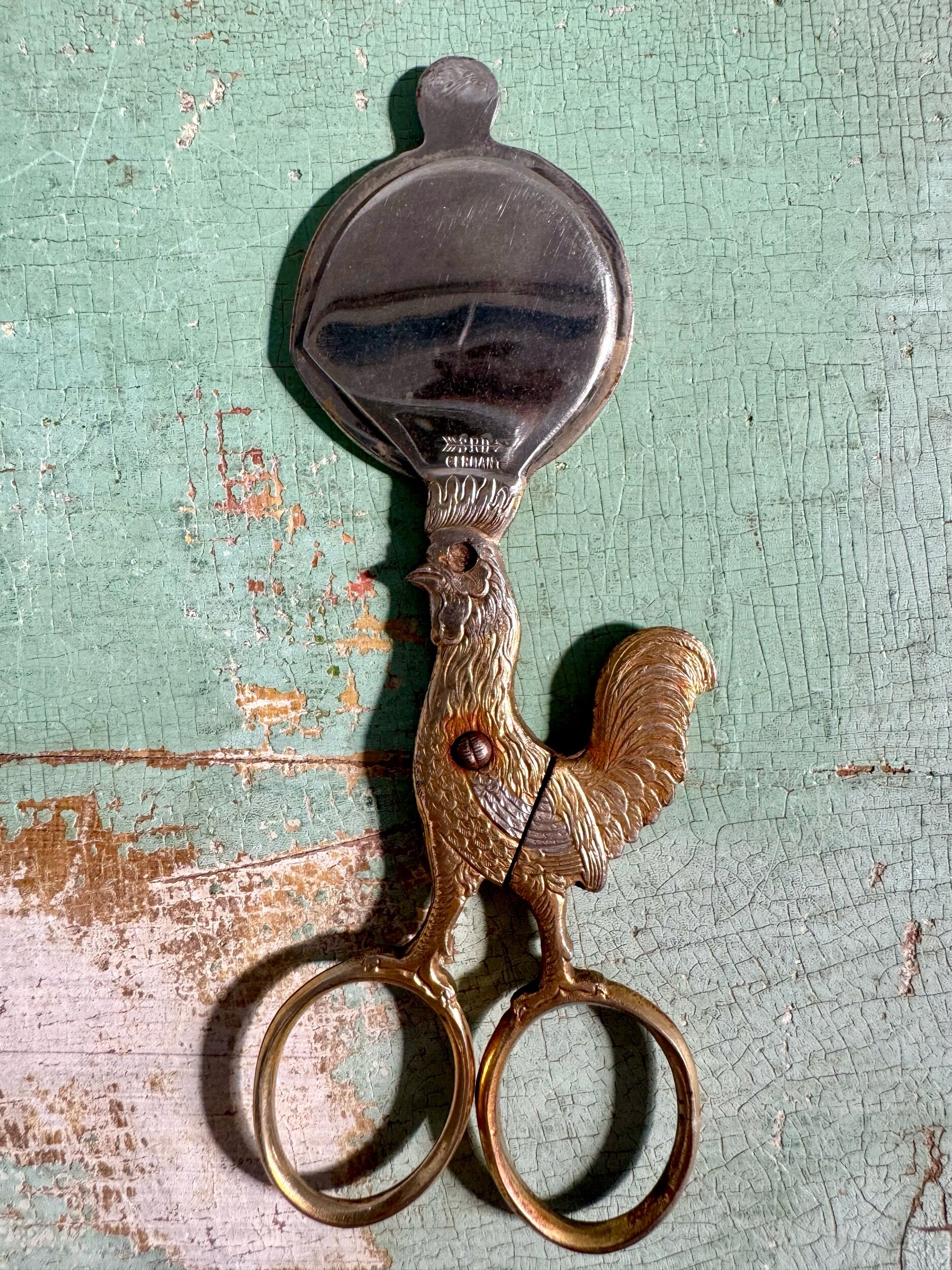 BB025666-BEF0-4899-B37F-8FA2A74B43CB