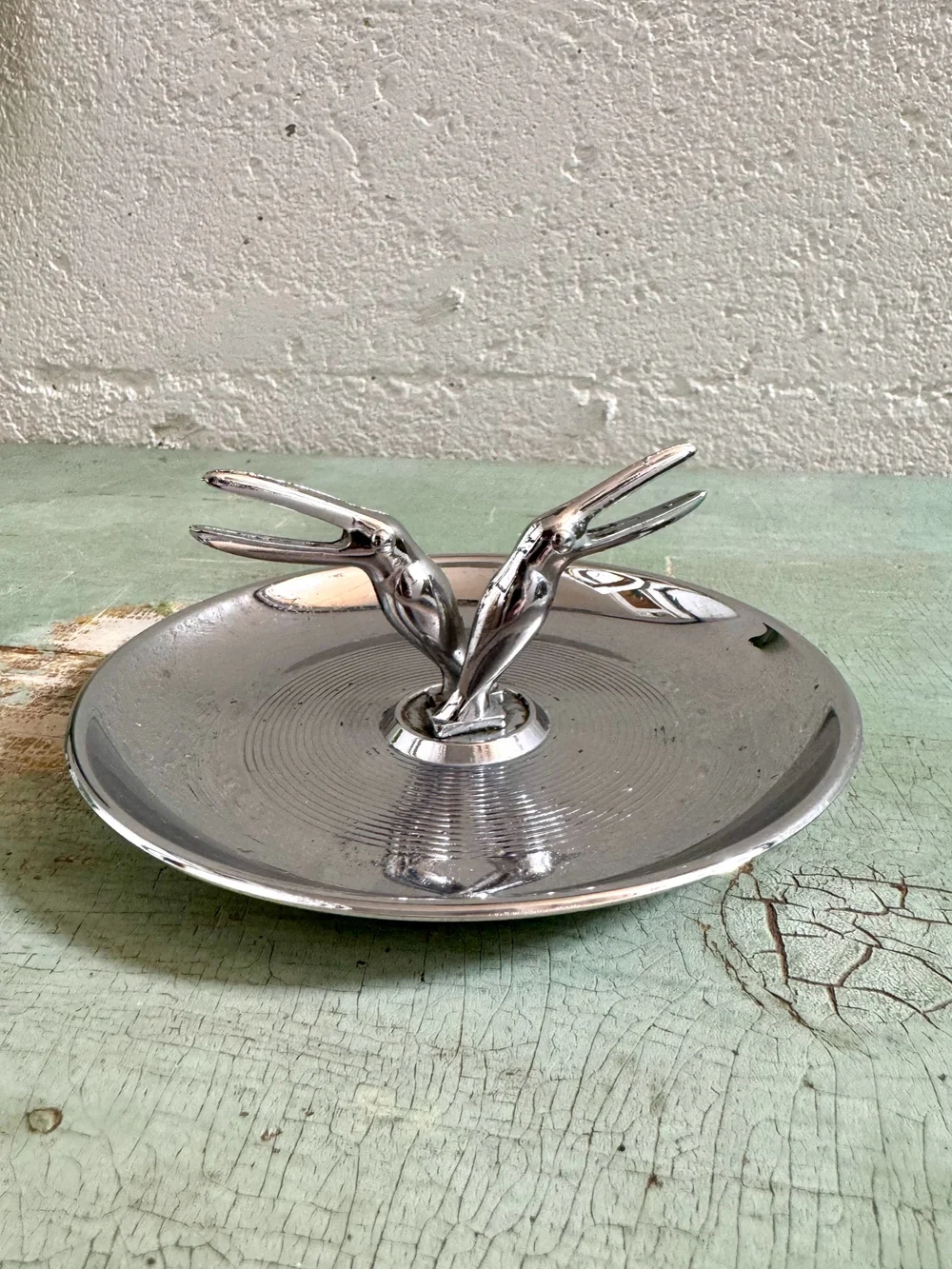 Midcentury Chrome Pelican Ashtray — Monstera Vintage Decor