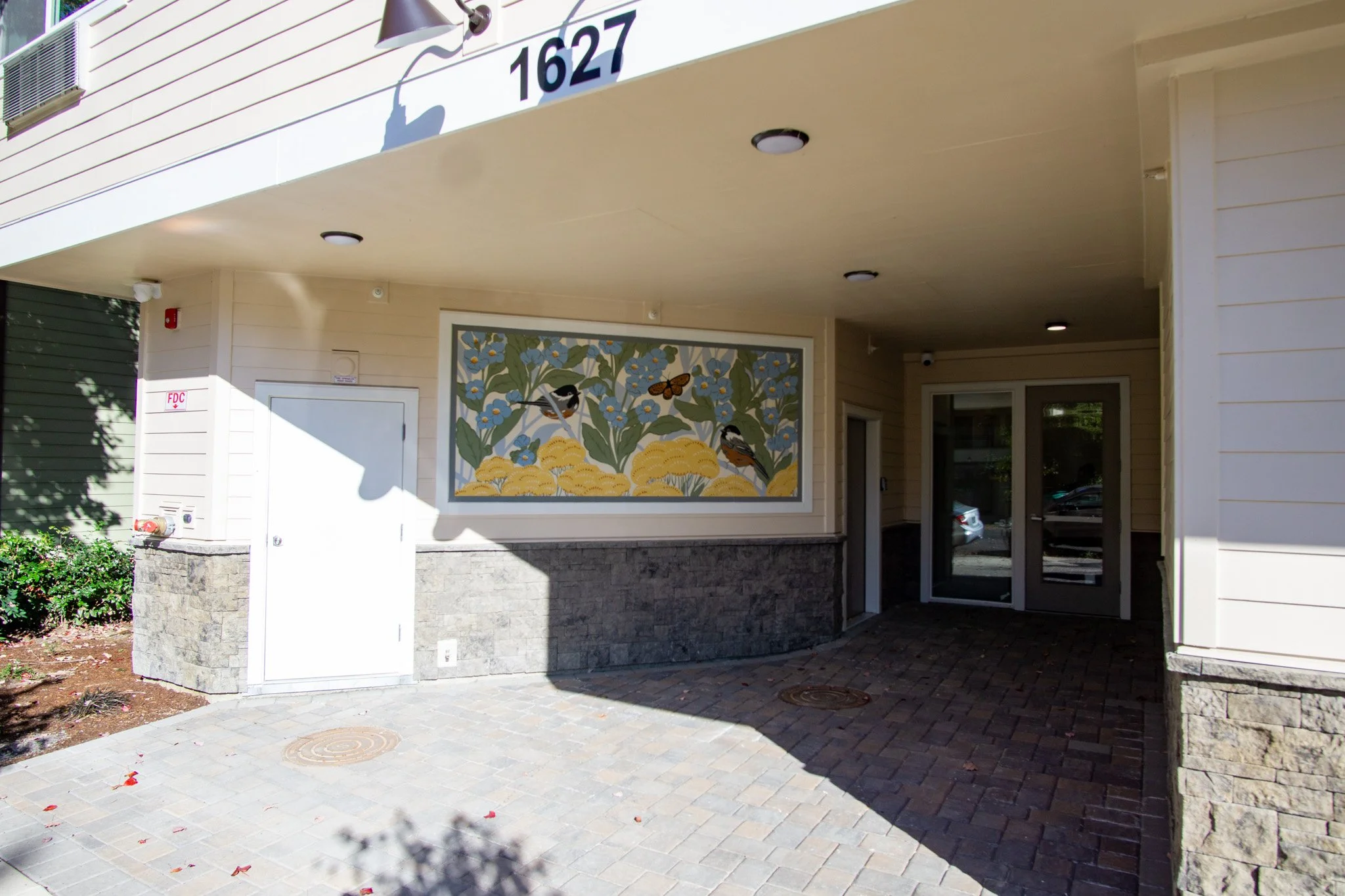 310.ext 14.jpg