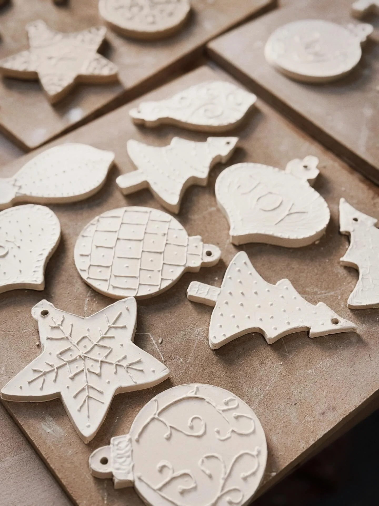 We are always so humbled to be a part of your holidays. Whether you shopped with us, created your holiday decor in our workshops, or made your own gifts alongside us, we are so grateful to be part of a handmade holiday.⭐

Merry Christmas to all who c