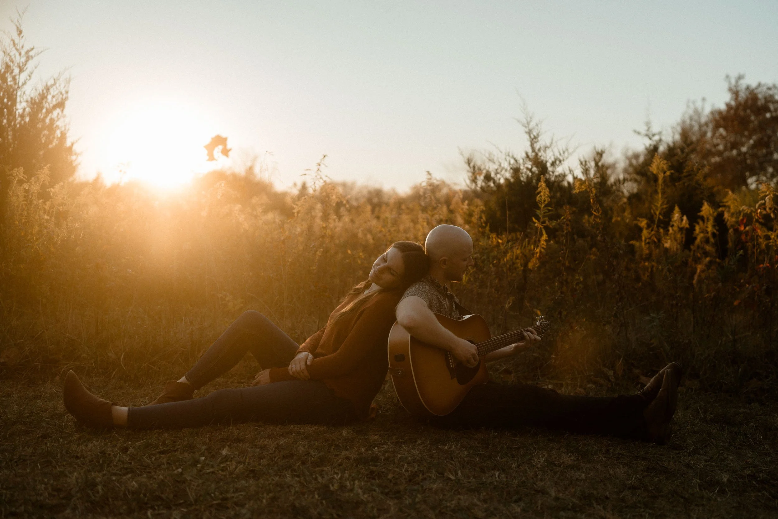 Michigan-engagement-session-guitar-golden-hour-1.jpg