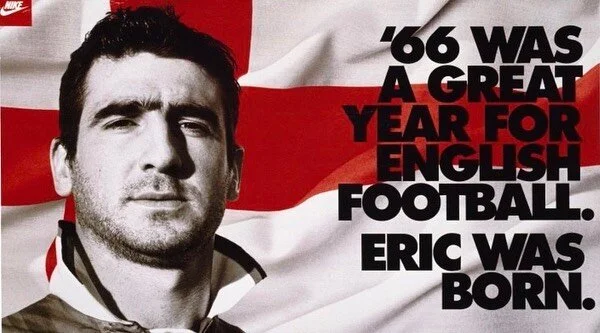 Explic&oacute; su patada de kung-fu en Selhurst Park con el refranero de los pescadores marselleses y recibi&oacute; el premio Presidente de la UEFA a toda su trayectoria citando al King Lear de Shakespeare. Eric Cantona, nieto de inmigrantes sardos 