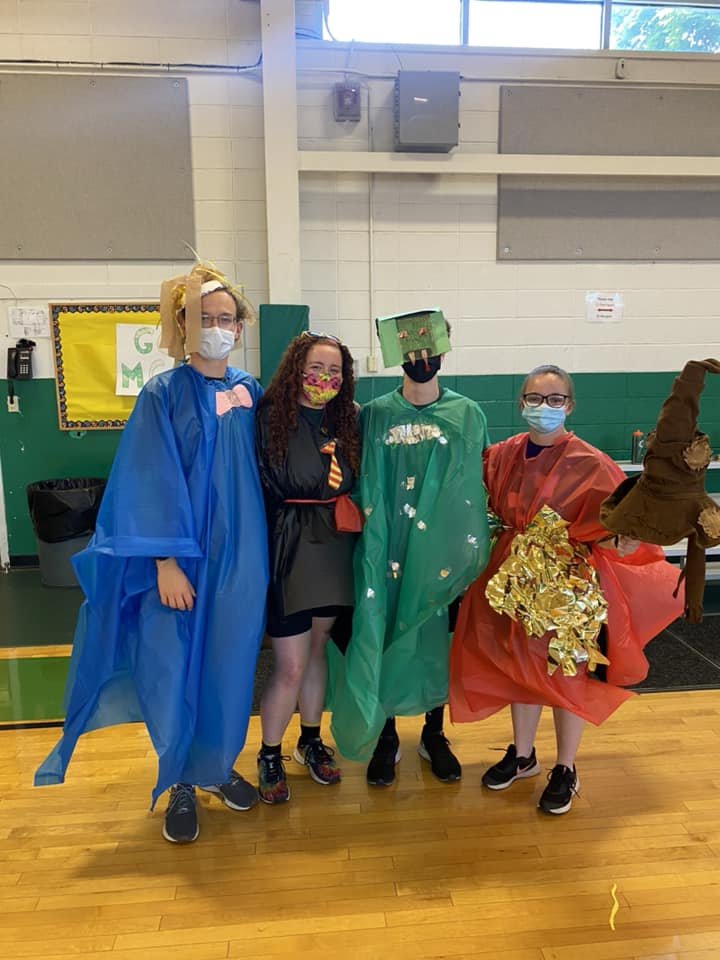 Gilderoy Lockhart, Ginny Weasley, the Basilisk, and Fawkes the Phoenix in the Chamber of Secrets (July 2022)