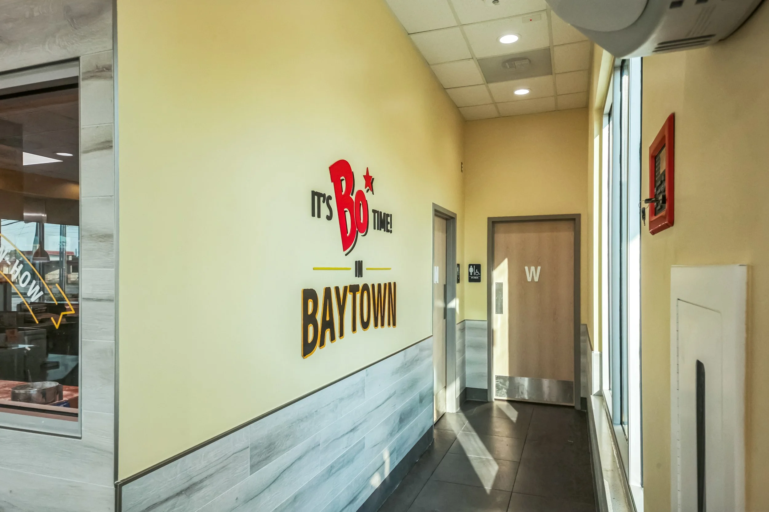 23_8239_TX-146_Baytown_TX_77523_USA-Foyer-IMG_5651.jpg