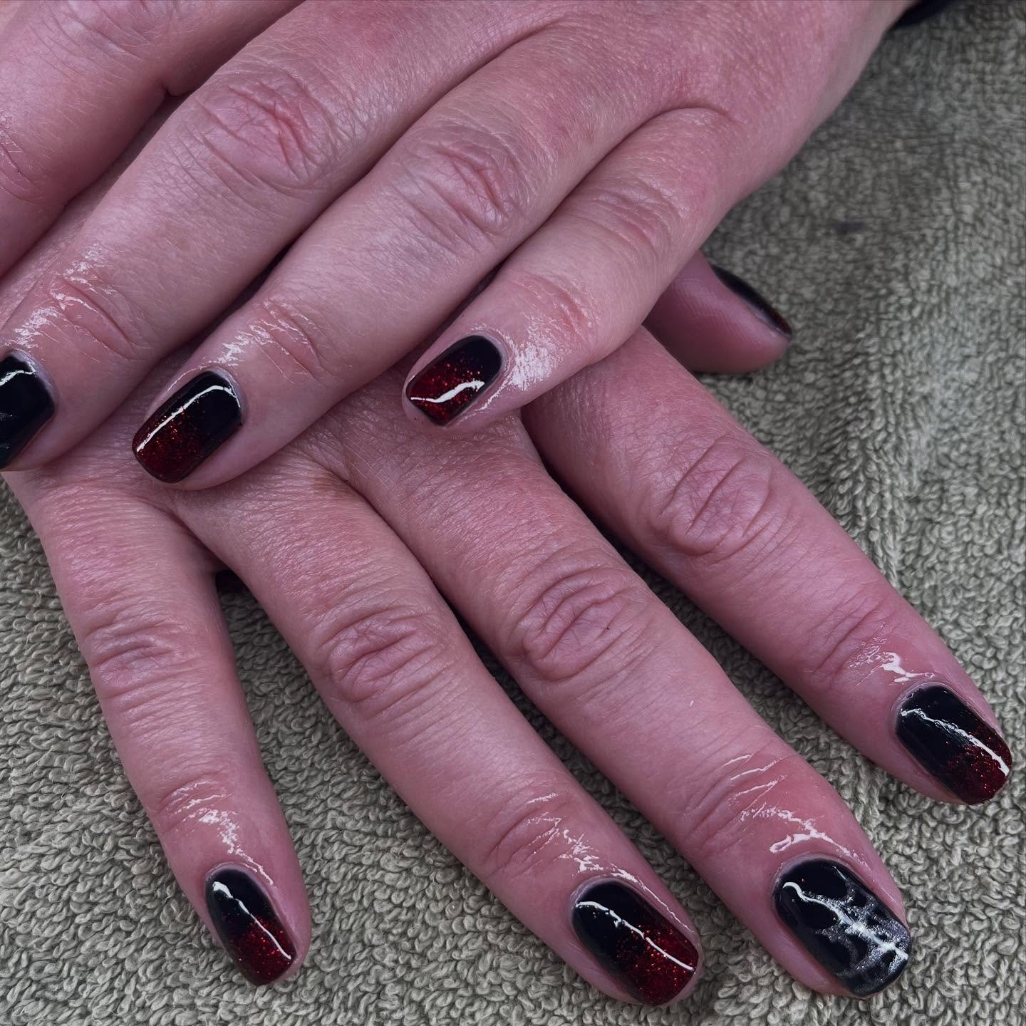 Nail art girlie? 
We can do that!
Some of our spooky nails from Halloween this year 🎃👻

Excited to see what you ideas you bring for Christmas 🎄

#nailartist💅 #nails #nailart #halloween #beauty #gelish