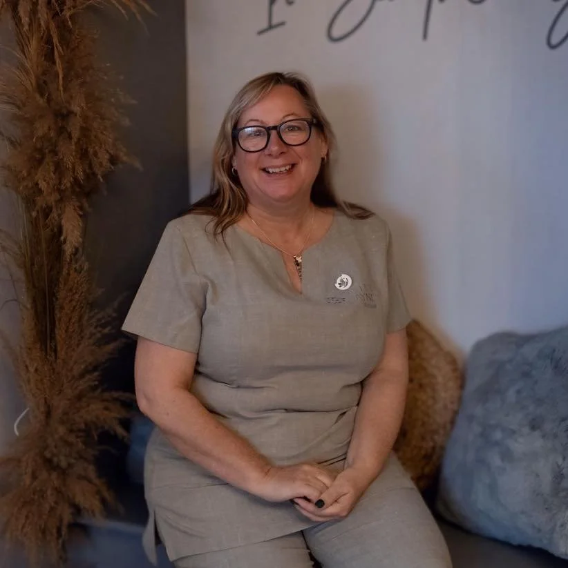 Appointment&rsquo;s available this Friday with the lovely Kyla,
Offering reflexology treatments and Hopi ear candles 
&ldquo;An hour of relaxation,chat and the luxury of the best foot massage&rdquo;
If your ready for some relaxation 
Link is in the b