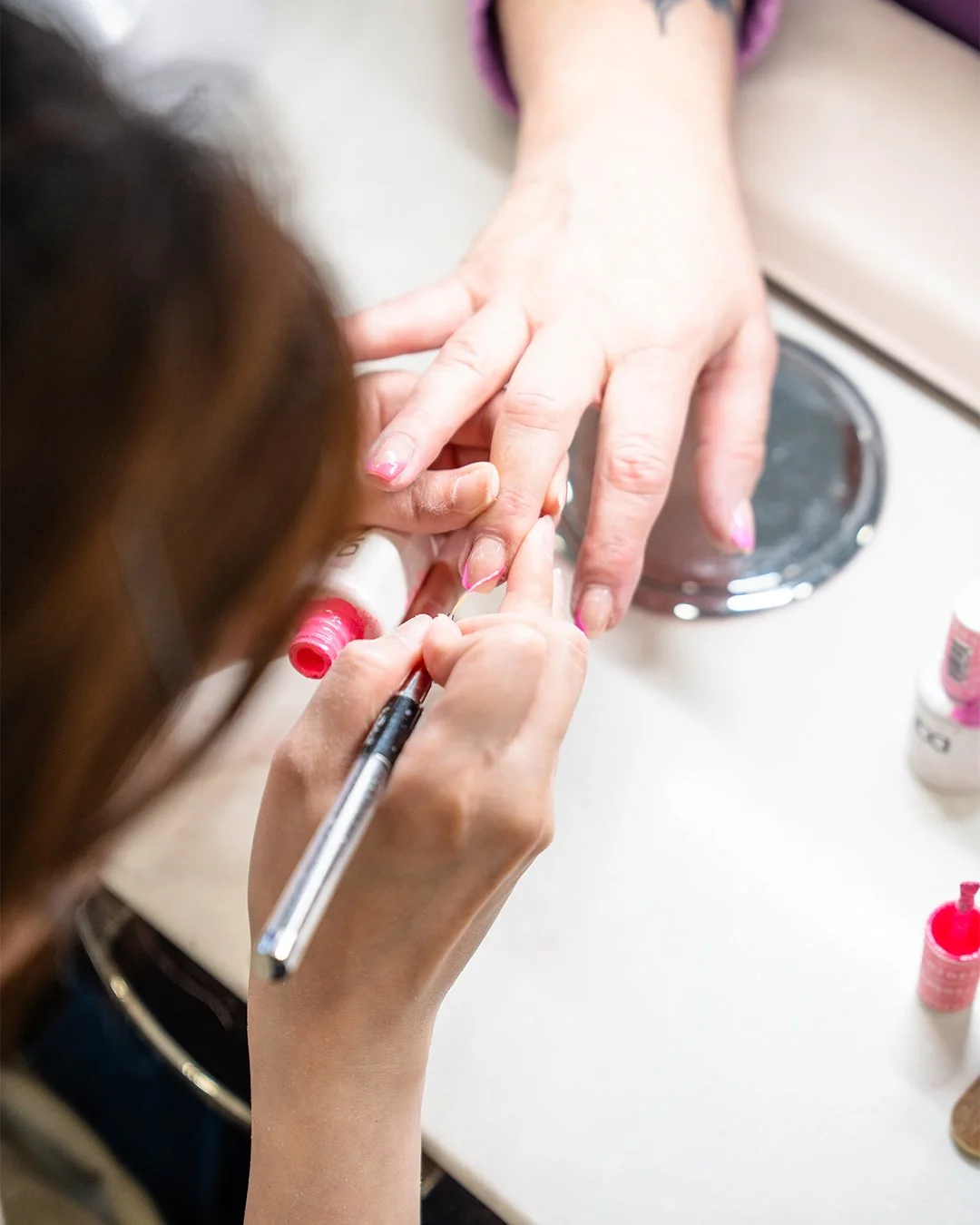 Valentines-Day-Nails_03.jpg