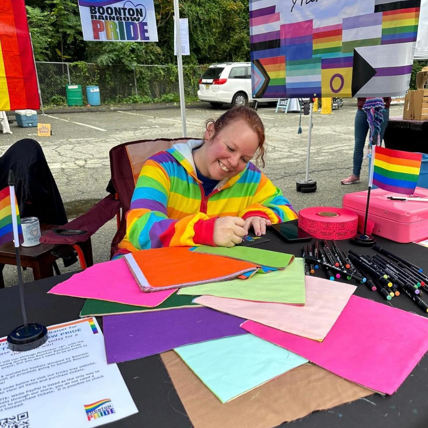 Come find us at Boonton Farmers&rsquo; Market today til 1pm today! 

Make a beautiful scratch off to take home 🌈

Write or draw a message of love and support to be added to our scarecrow for Boonton Recreation&rsquo;s Build A Scarecrow event on Octo