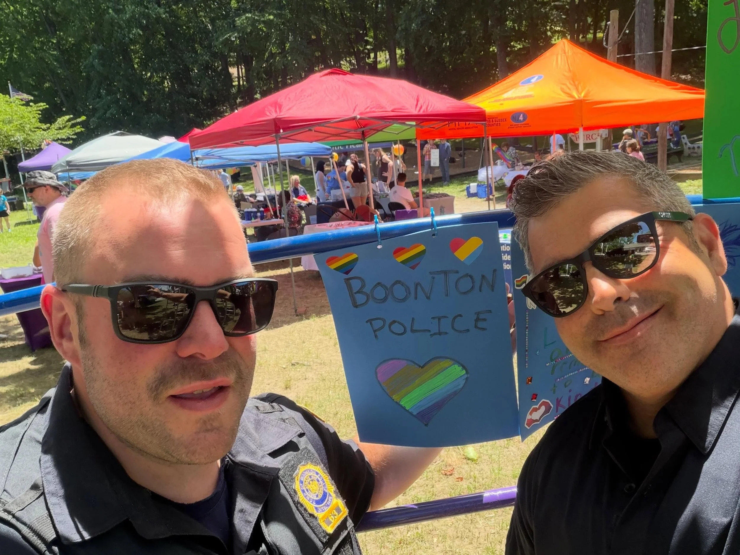 A special thank you to the Boonton Police Department. 💙🌈

Beyond keeping our community safe today, members of the department came out, joined the celebration, and even added their own piece to our Community Rainbow Art Installation.

Moments like t