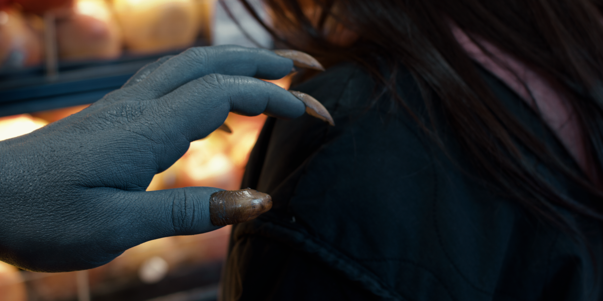 CleanUpOnAisleRoar_EPK_Still01.png