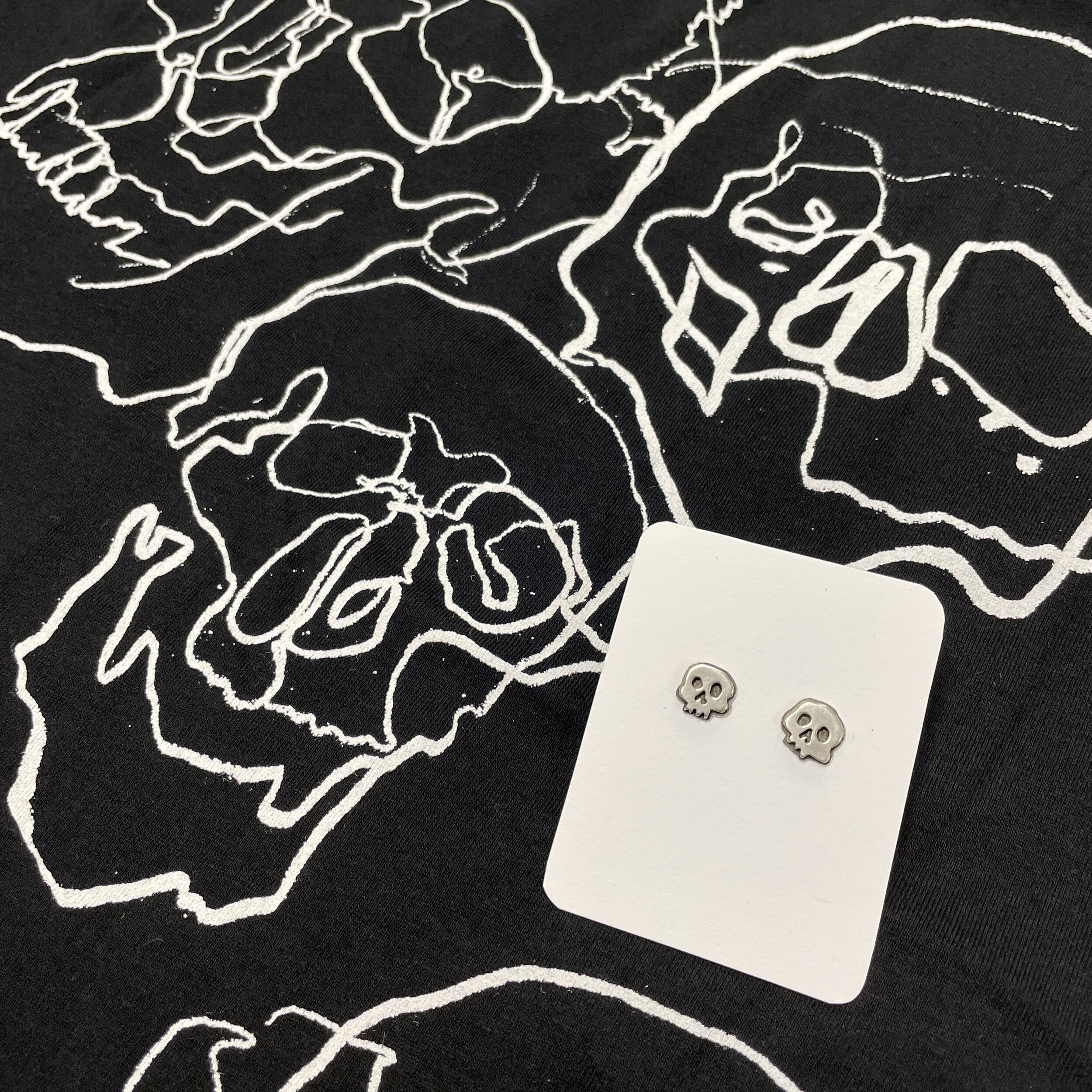 Ocean &amp; Sea Contour Skull Shirt