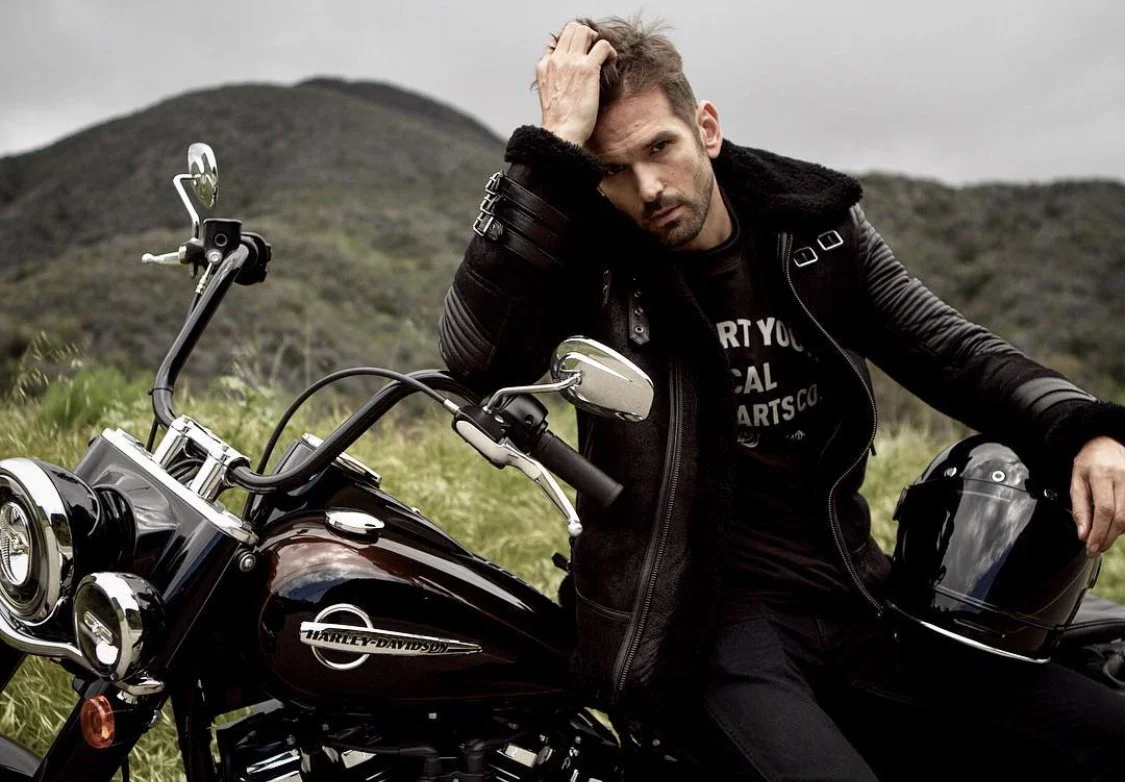 harley-davidson-colin-owens-content-creator-model-fitness-motorcycles-biker-boda-skins.jpeg