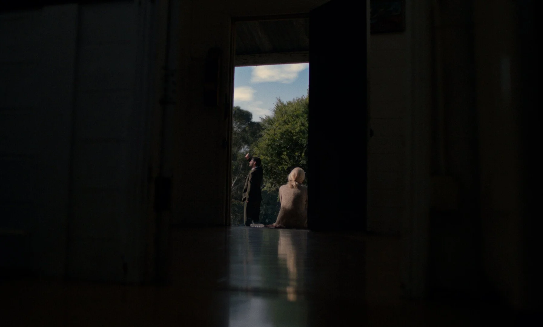 BOR_still5.jpg