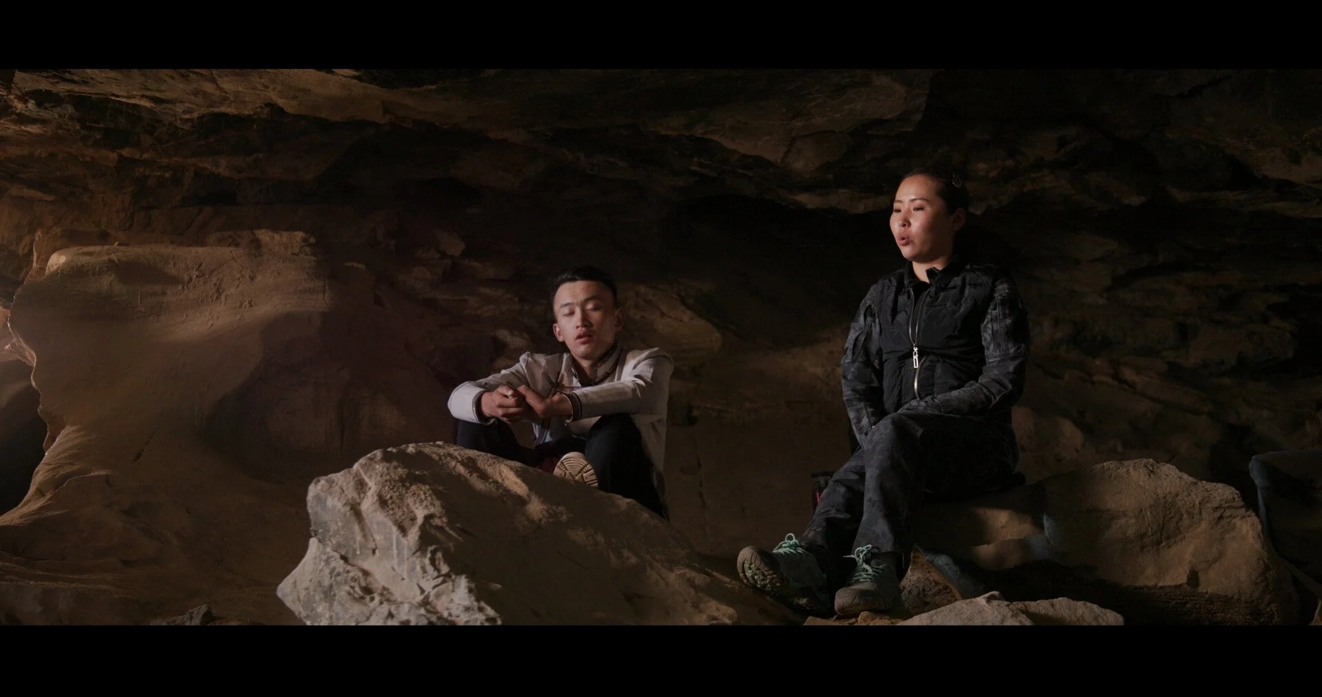 Still_3_THE_SONG_OF_BREATHING_Amka_Films_Productions.jpg