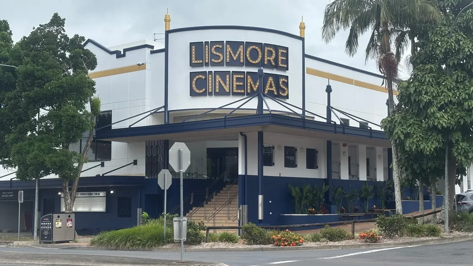 exterior view of Lismore Cinemas