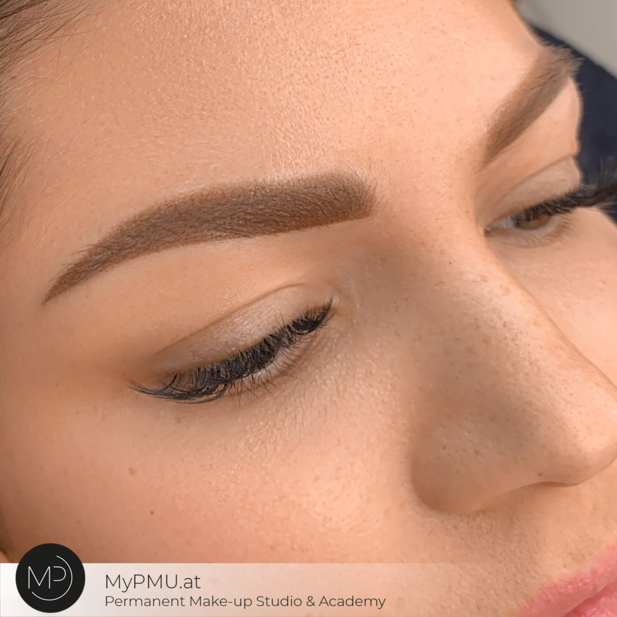 Powder Brows für ausdrucksstarke Brauen