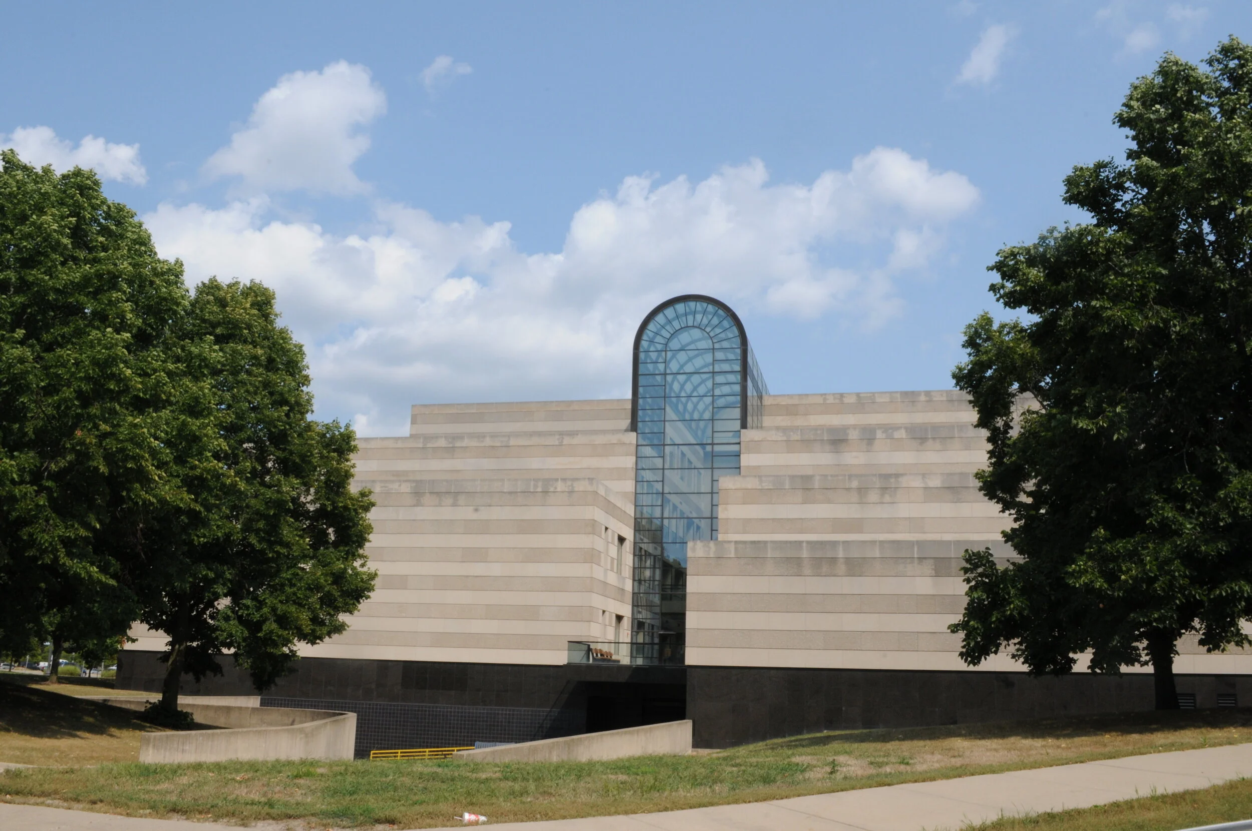 SOM Library_3.JPG