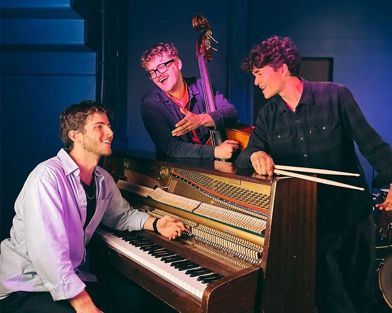 CANALSIDE SESSIONS // EMILE HINTON – TRIO CADÊNCIA // LIVE MUSIC // FREE 