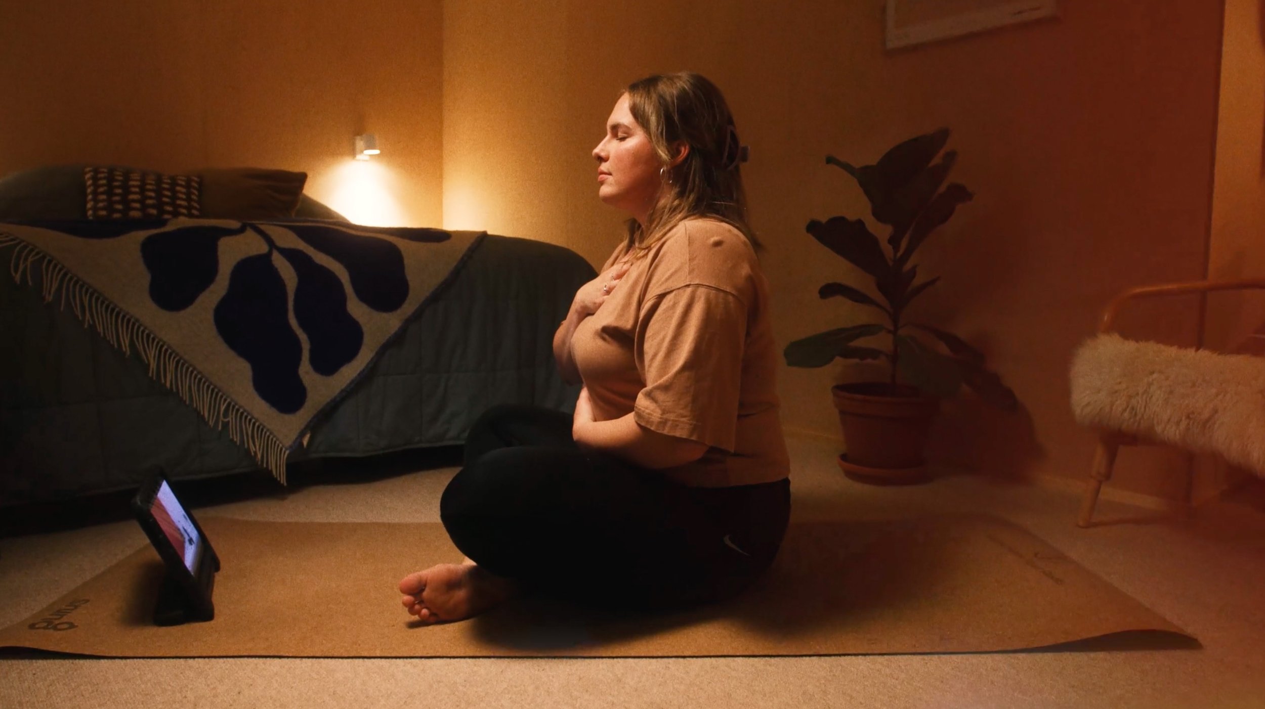 vibes_yoga_hero_fallback.jpg