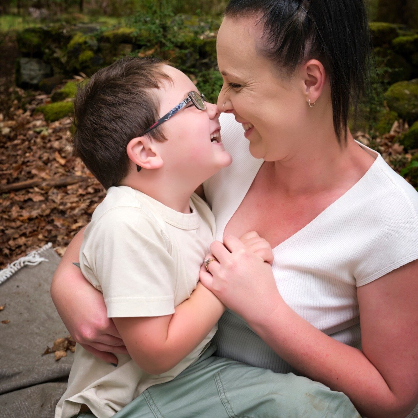 In every family, there's a world of relationships, each with its own special spark. From the protective hug of a father to the soft, knowing smile between siblings, it's these connections that turn a photo into a story. That's why, in every session, 