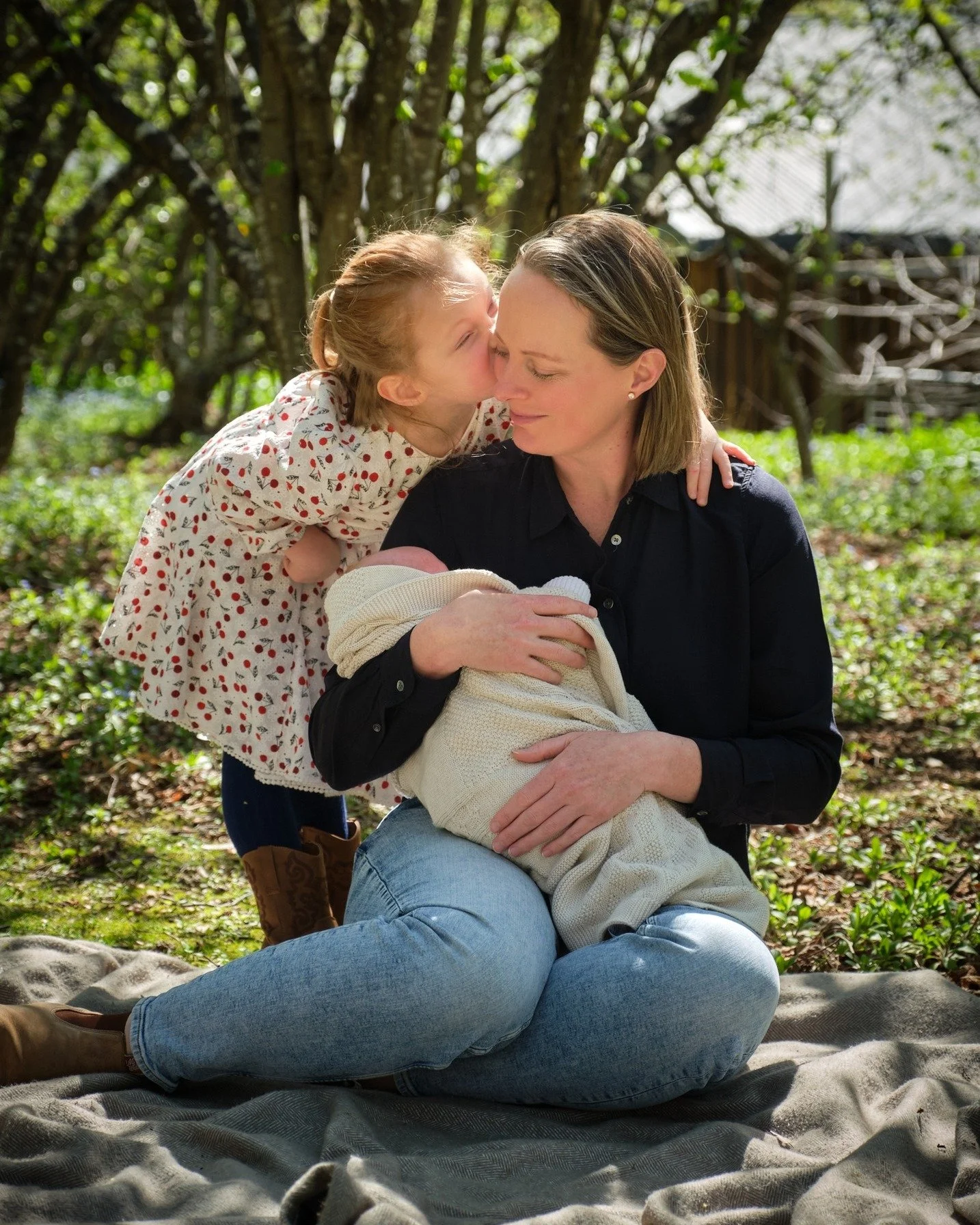 Wilhelmina was immediately on.

Full personality.
Full volume.
Full love.

Running between trees, checking on her baby brother, leaning in for kisses before darting off again.

By the end of the shoot, I had a new little bestie by my side.

Four-year
