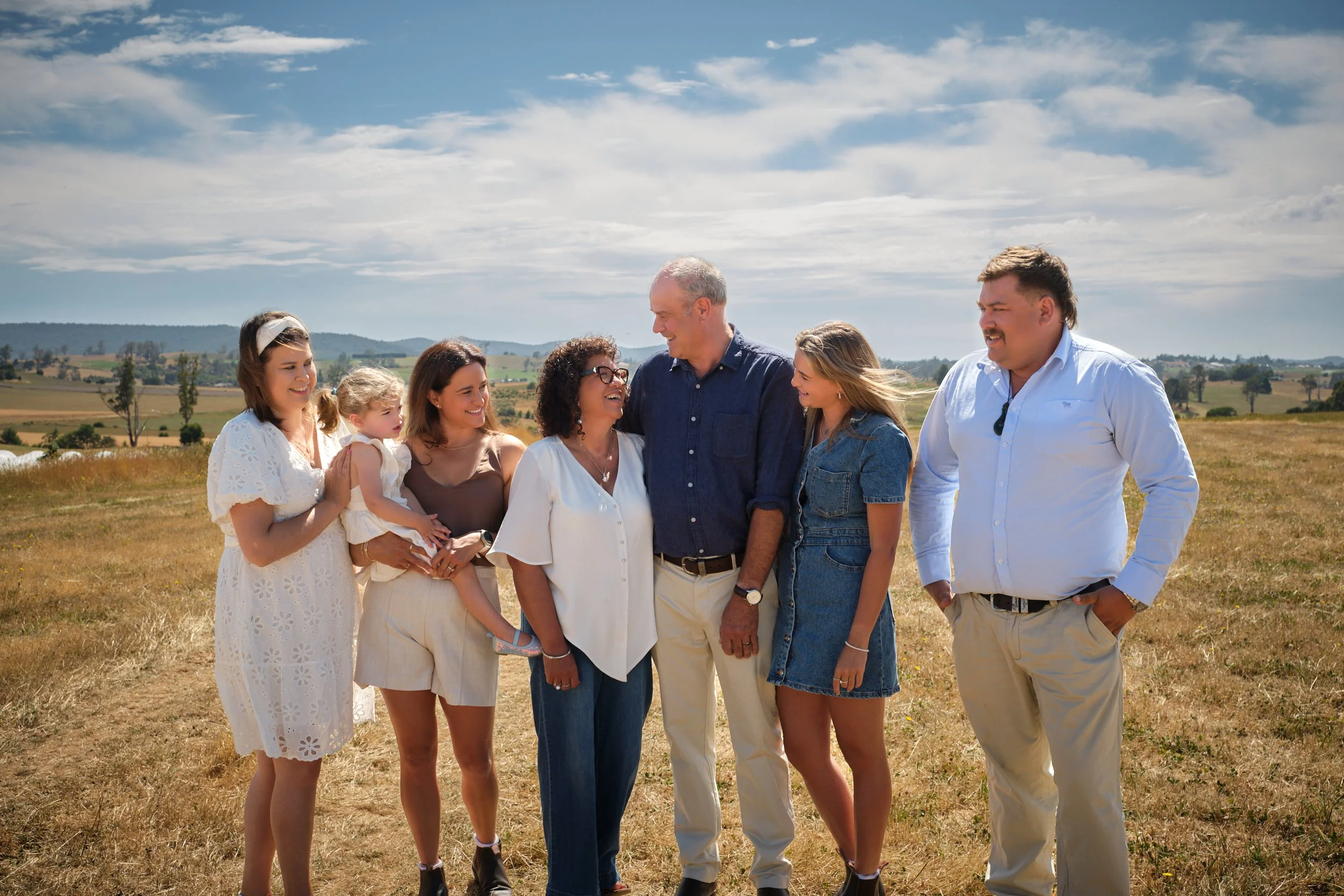 clark-launceston-extended-family-session-outdoor-farm-portrait-smiling-multi-generation-group.jpeg