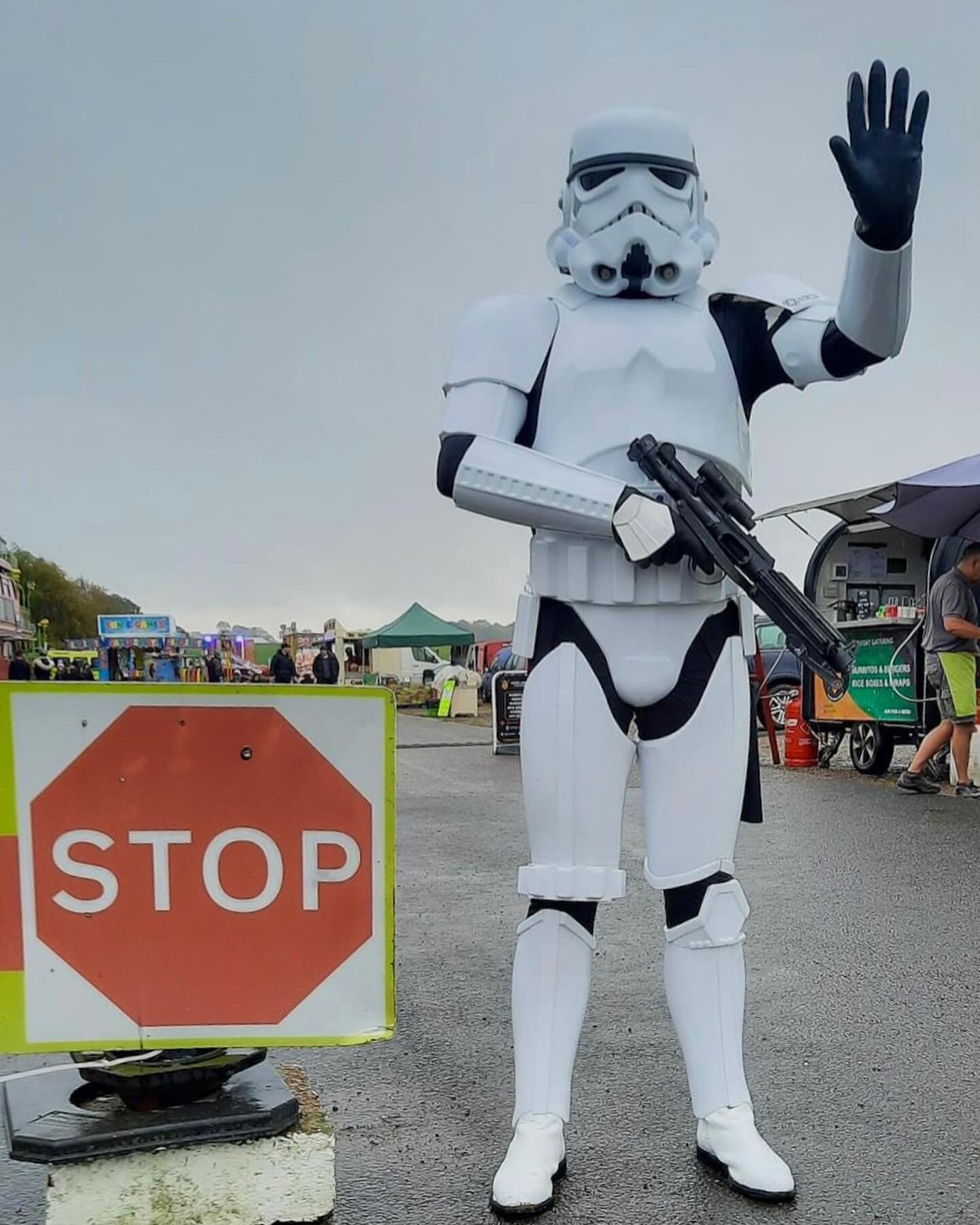 Working with the right people is key #team 

When you need a good marshal who else do you call 😂😂😂 #starwars 

A busy day as FDD
(Flying Display Director) @aerosparx 

We even discovered at new tug pilot in the hanger.#teamwork #teambuilding #team