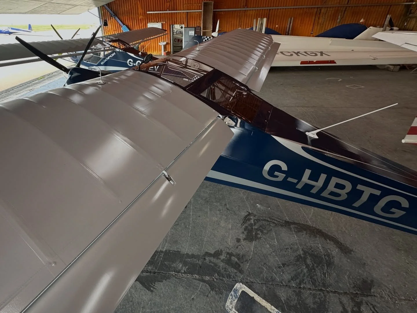 Another great day in the skies! ✈️ at @husbosgliding @theglidingcentre with our twins @eurofoxflying 

We took to the air today at the gliding centre with our second Eurofox, G-HBTG

Always something special about adding another aircraft into the mix
