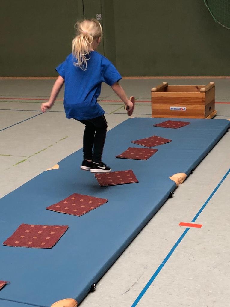 Tischtennis (12).jpeg