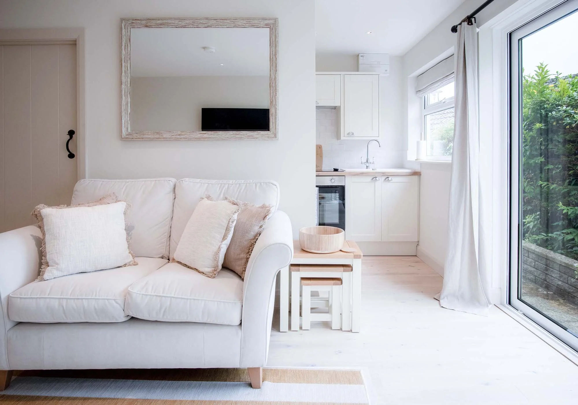 Bungalow 3-sofa.jpg