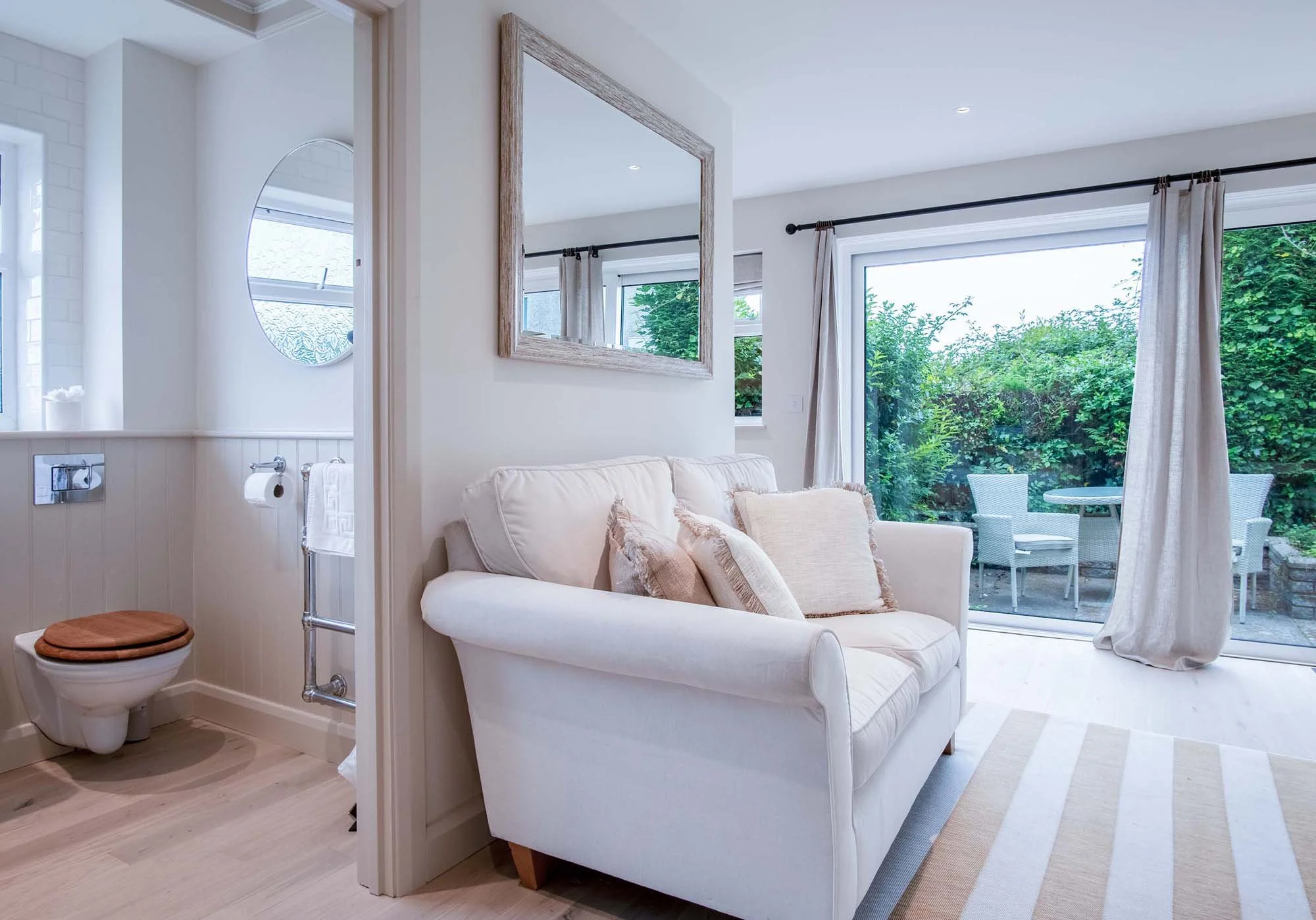 Bungalow 3-view-to-patio.jpg