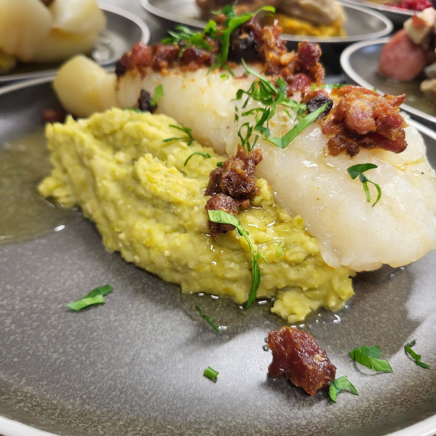 Looking for something good to kickstart your week? 💫 
Reserve your table on : bordbestilling@cafeskansen.no

Follow us for more and now we&rsquo;re also on TikTok! 📲 

https://www.tiktok.com/@cafe_skansen

#MondayMotivation #NewWeekNewVibes #Follow
