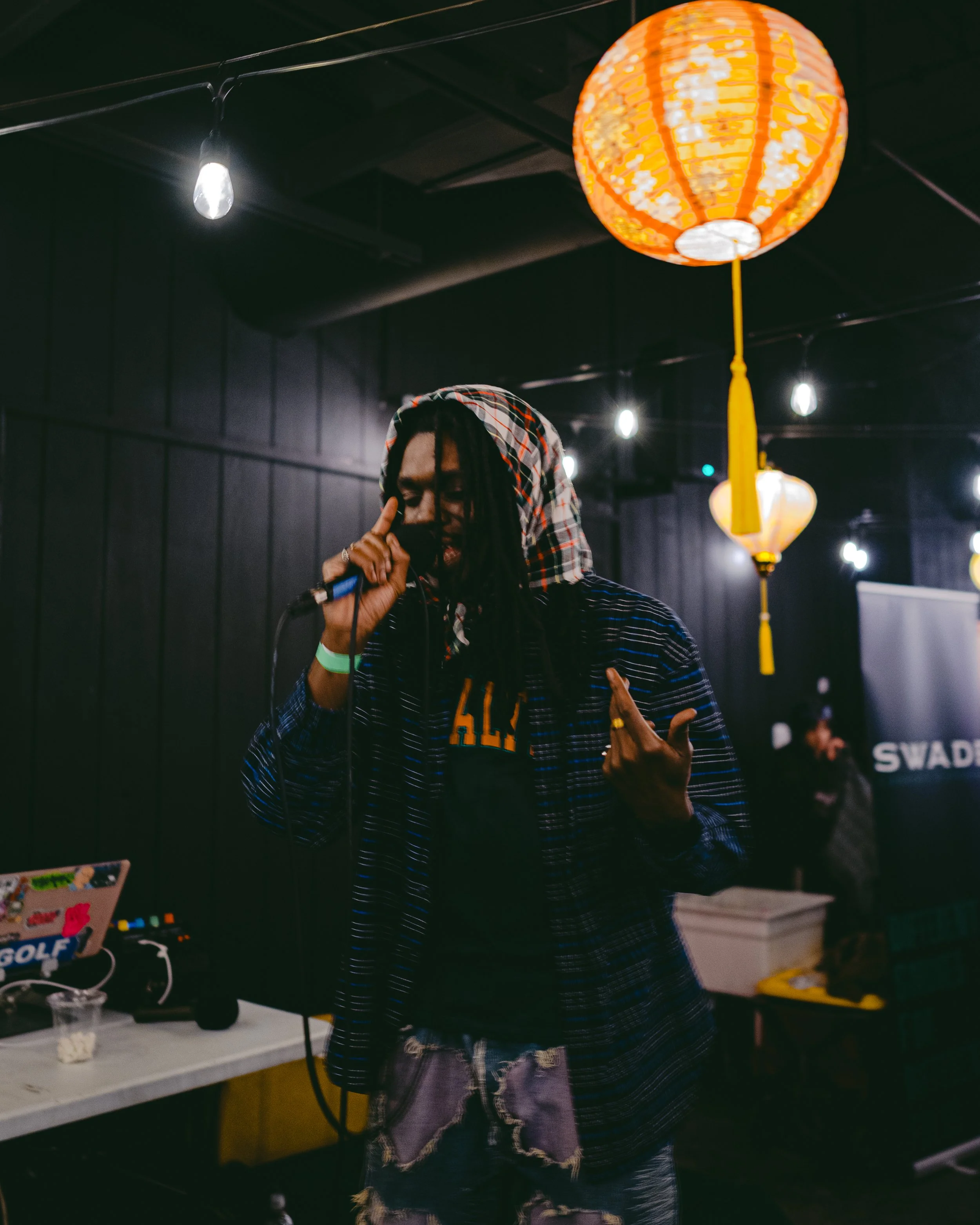 Ronnie Ze’Bo Performs @ Tintoretta