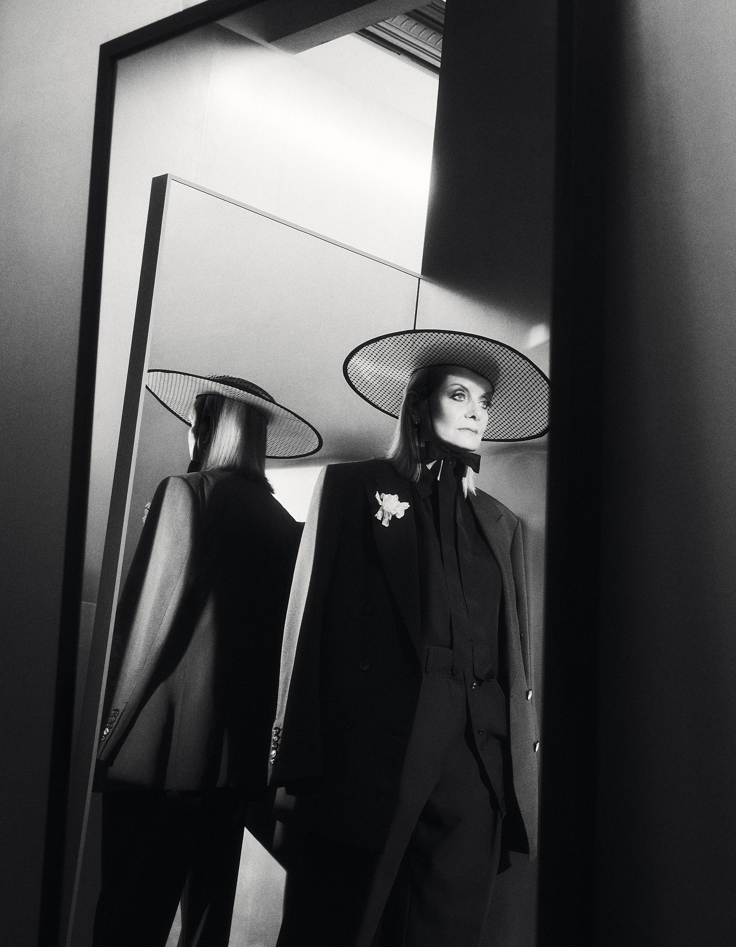 Dame Twiggy Lawson by Rachell Smith 