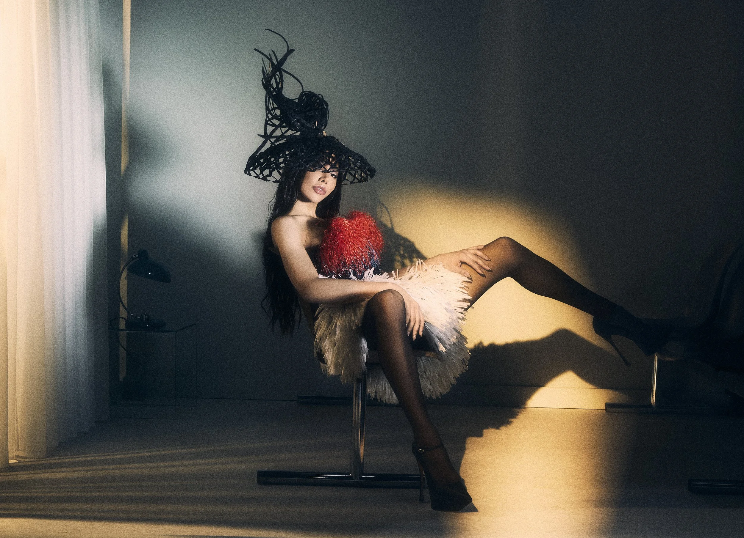 DEFINED-MUNROE-BERGDORF-05.jpg