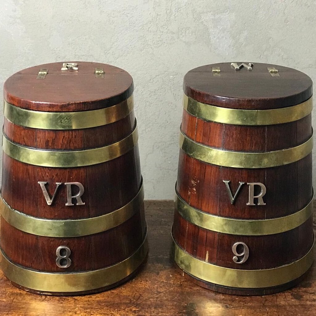 Pair of small coopered rum and whiskey barrels with &ldquo;W&rdquo; &amp; &ldquo;R&rdquo; on the lids and &ldquo;VR&rdquo; on both fronts #rumbarrel #whisky #whiskey#antiquewhiskybarrel #spritbarrel #deezammitantiques